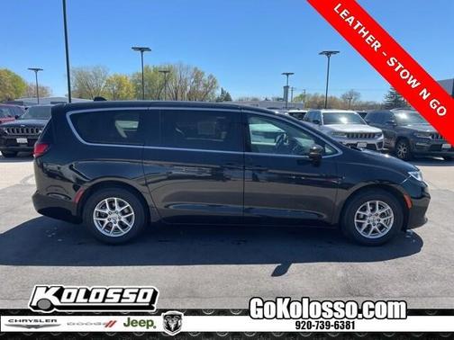 2024 Chrysler Pacifica Touring-L