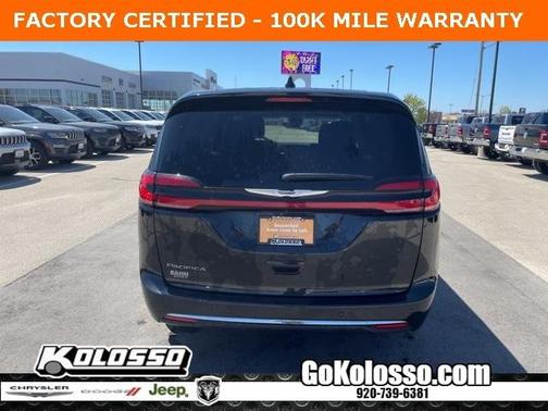2024 Chrysler Pacifica Touring-L