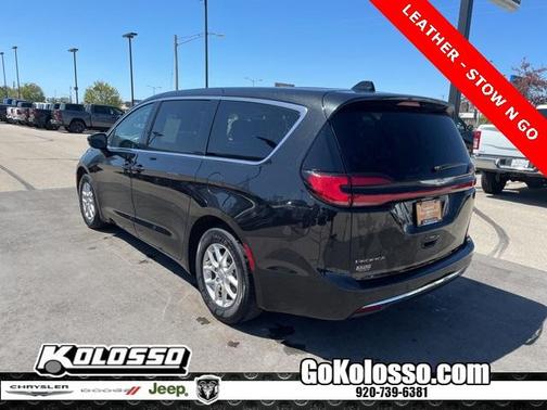 2024 Chrysler Pacifica Touring-L