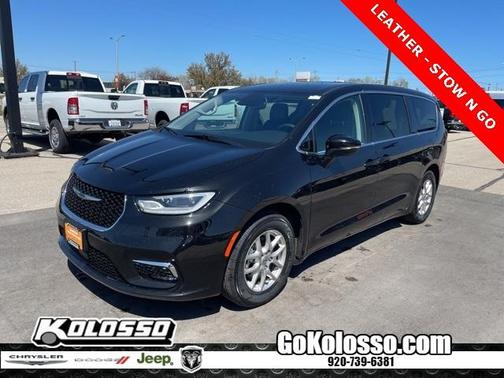 2024 Chrysler Pacifica Touring-L