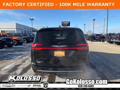 2024 Chrysler Pacifica Touring-L