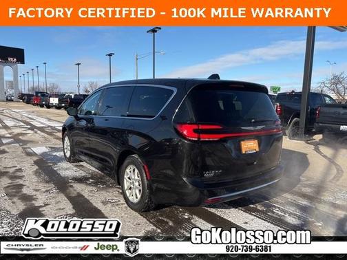 2024 Chrysler Pacifica Touring-L