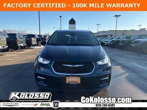 2024 Chrysler Pacifica Touring-L