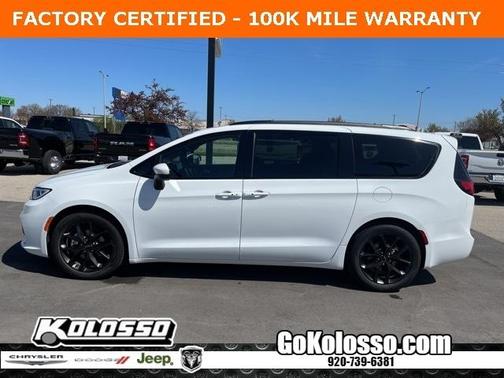 2023 Chrysler Pacifica Touring-L