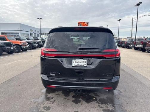 2026 Chrysler Pacifica Limited