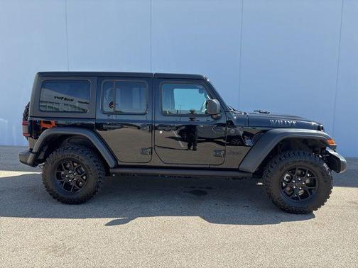 Black Clearcoat 2025 Jeep Wrangler Sport