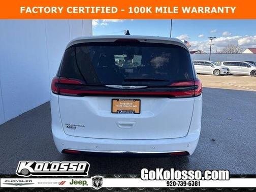 2024 Chrysler Pacifica Touring-L