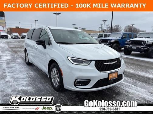 2024 Chrysler Pacifica Touring-L