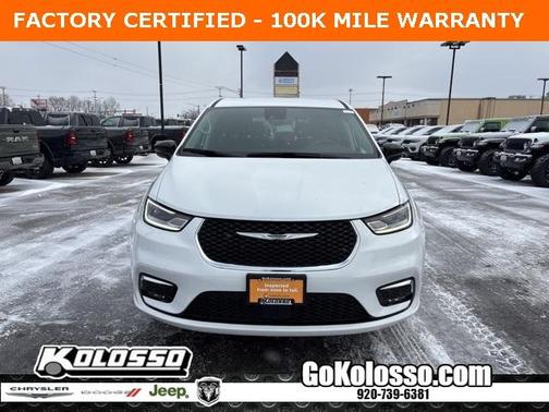 2024 Chrysler Pacifica Touring-L