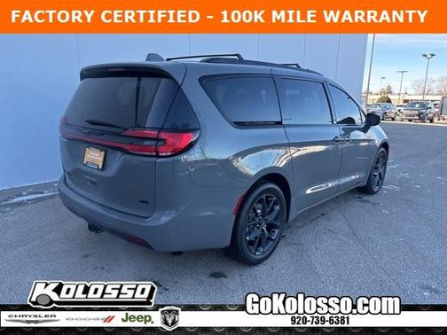 2021 Chrysler Pacifica Touring-L