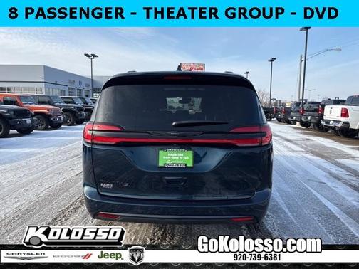 2022 Chrysler Pacifica Touring-L