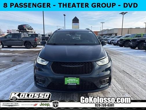 2022 Chrysler Pacifica Touring-L