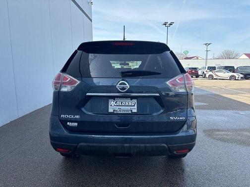 2016 Nissan Rogue SV