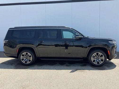 Gloss Black 2026 Jeep Grand Wagoneer L Base