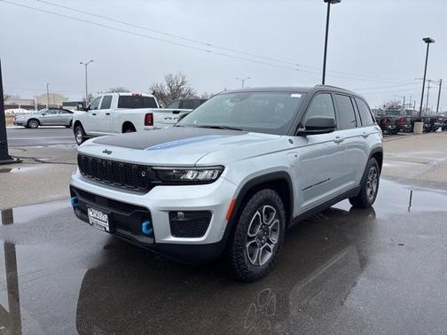 2023 Jeep Grand Cherokee 4xe Trailhawk