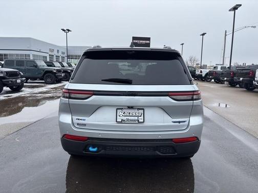 2023 Jeep Grand Cherokee 4xe Trailhawk