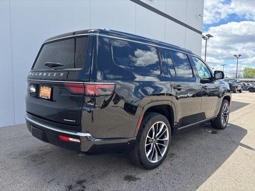 Diamond Black 2024 Jeep Wagoneer Series III