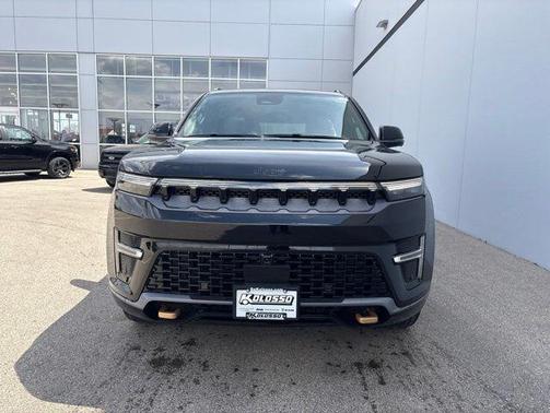 Gloss Black 2026 Jeep Grand Wagoneer L