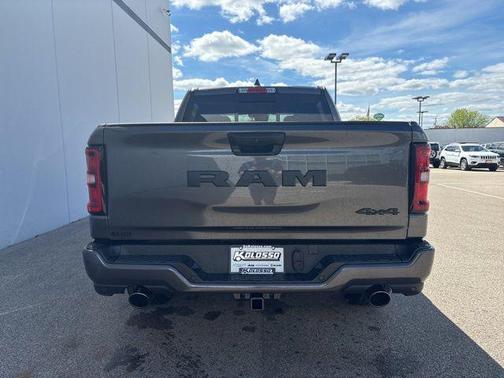 Granite Crystal Clearcoat Metallic 2026 RAM 1500 Express