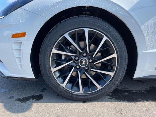 2020 Hyundai SONATA SEL Plus
