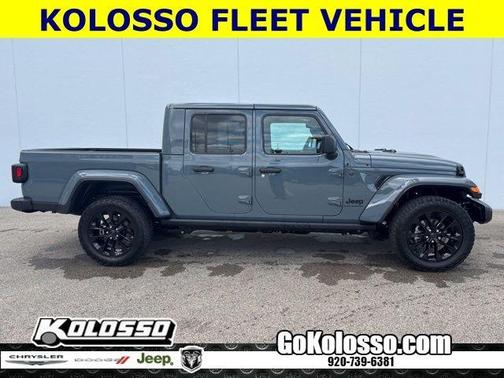 Anvil Clearcoat 2025 Jeep Gladiator Sport