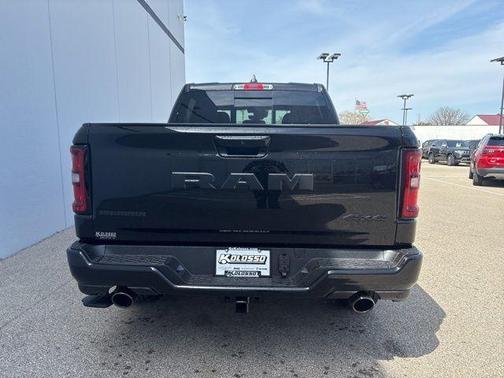 Diamond Black 2026 RAM 1500 Big Horn/Lone Star