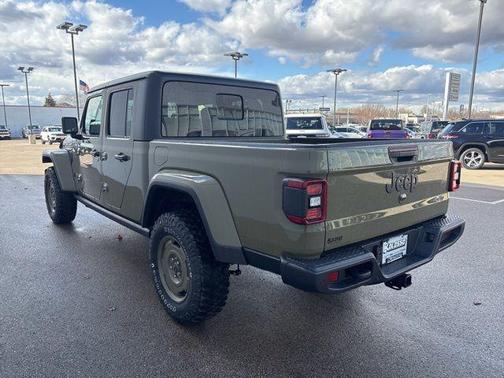 2026 Jeep Gladiator Sport