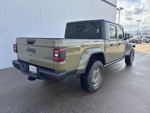 2026 Jeep Gladiator Sport