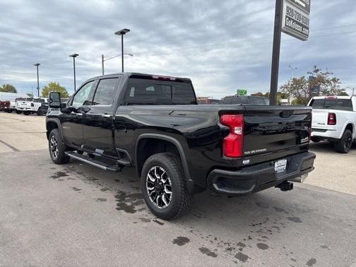 2022 Chevrolet Silverado 2500 High Country