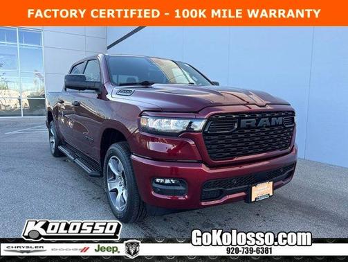 Delmonico Red Pearlcoat 2025 RAM 1500 Tradesman