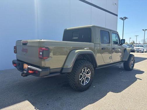 41 2025 Jeep Gladiator Mojave