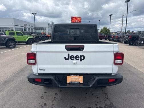2023 Jeep Gladiator Sport
