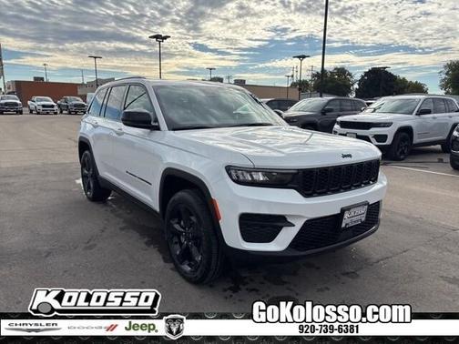 2025 Jeep Grand Cherokee Laredo