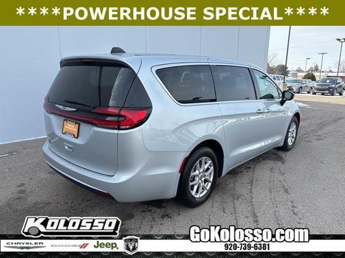 2024 Chrysler Pacifica Touring-L
