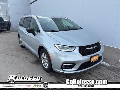 2024 Chrysler Pacifica Touring-L