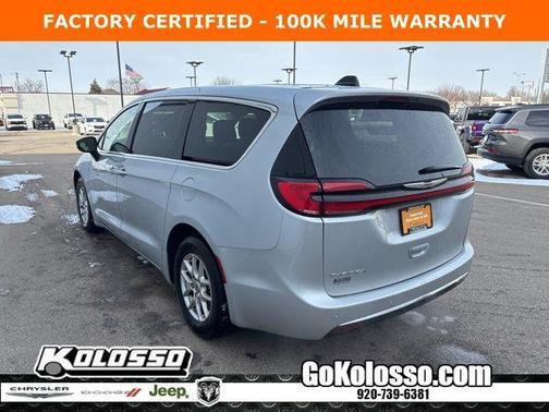 2024 Chrysler Pacifica Touring-L