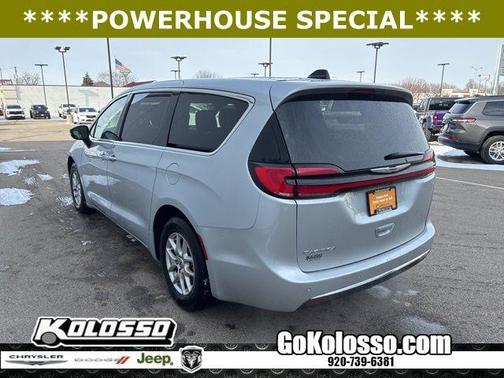 2024 Chrysler Pacifica Touring-L