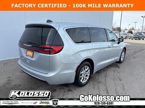 2024 Chrysler Pacifica Touring-L