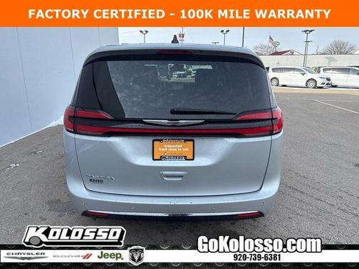 2024 Chrysler Pacifica Touring-L