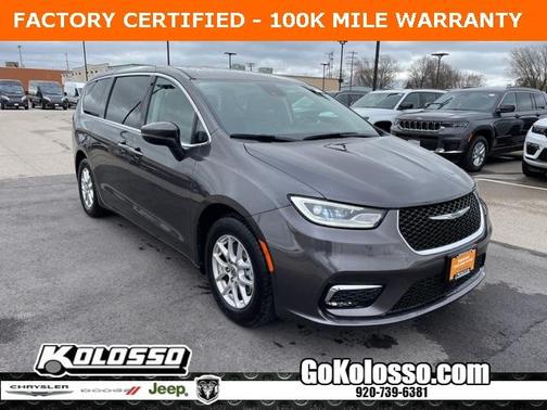 2023 Chrysler Pacifica Touring-L