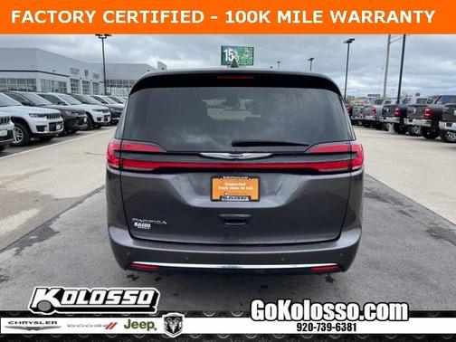 2023 Chrysler Pacifica Touring-L