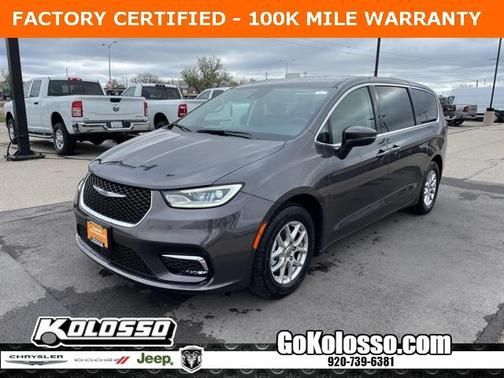 2023 Chrysler Pacifica Touring-L