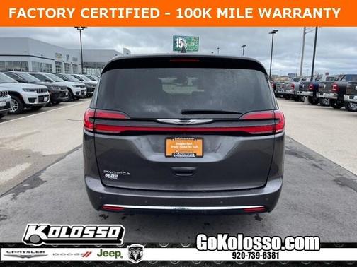2023 Chrysler Pacifica Touring-L