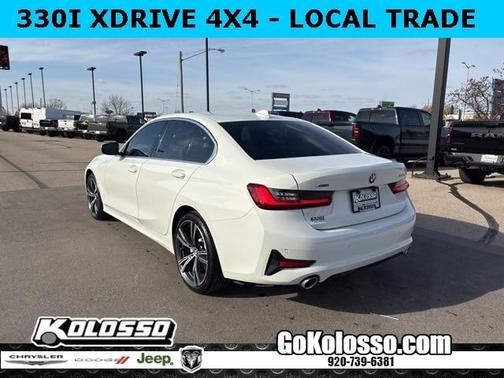 2022 BMW 330 i xDrive