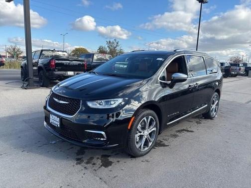 2026 Chrysler Pacifica Pinnacle