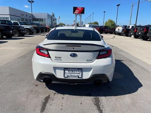 Crystal White Pearl 2023 Subaru BRZ Limited