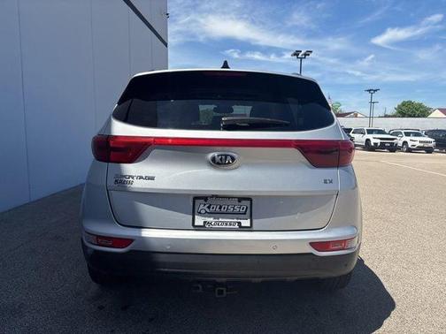Sparkling Silver 2018 Kia Sportage EX