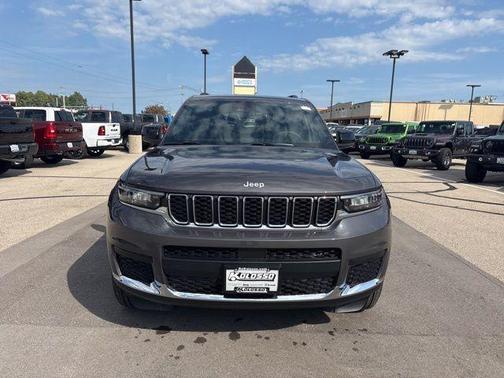 2025 Jeep Grand Cherokee L Laredo
