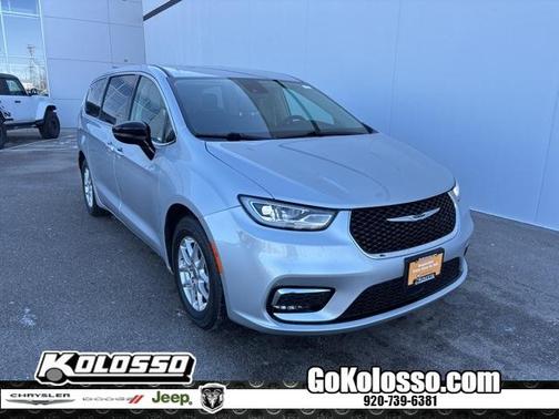 2024 Chrysler Pacifica Touring-L