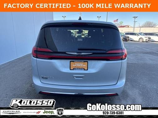 2024 Chrysler Pacifica Touring-L